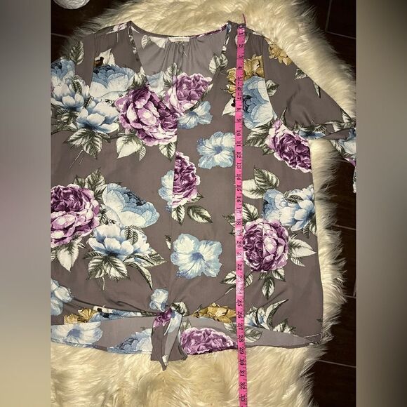 Oddy lavender grey 3/4 floral front tie blouse sz 1XL - Picture 6 of 6